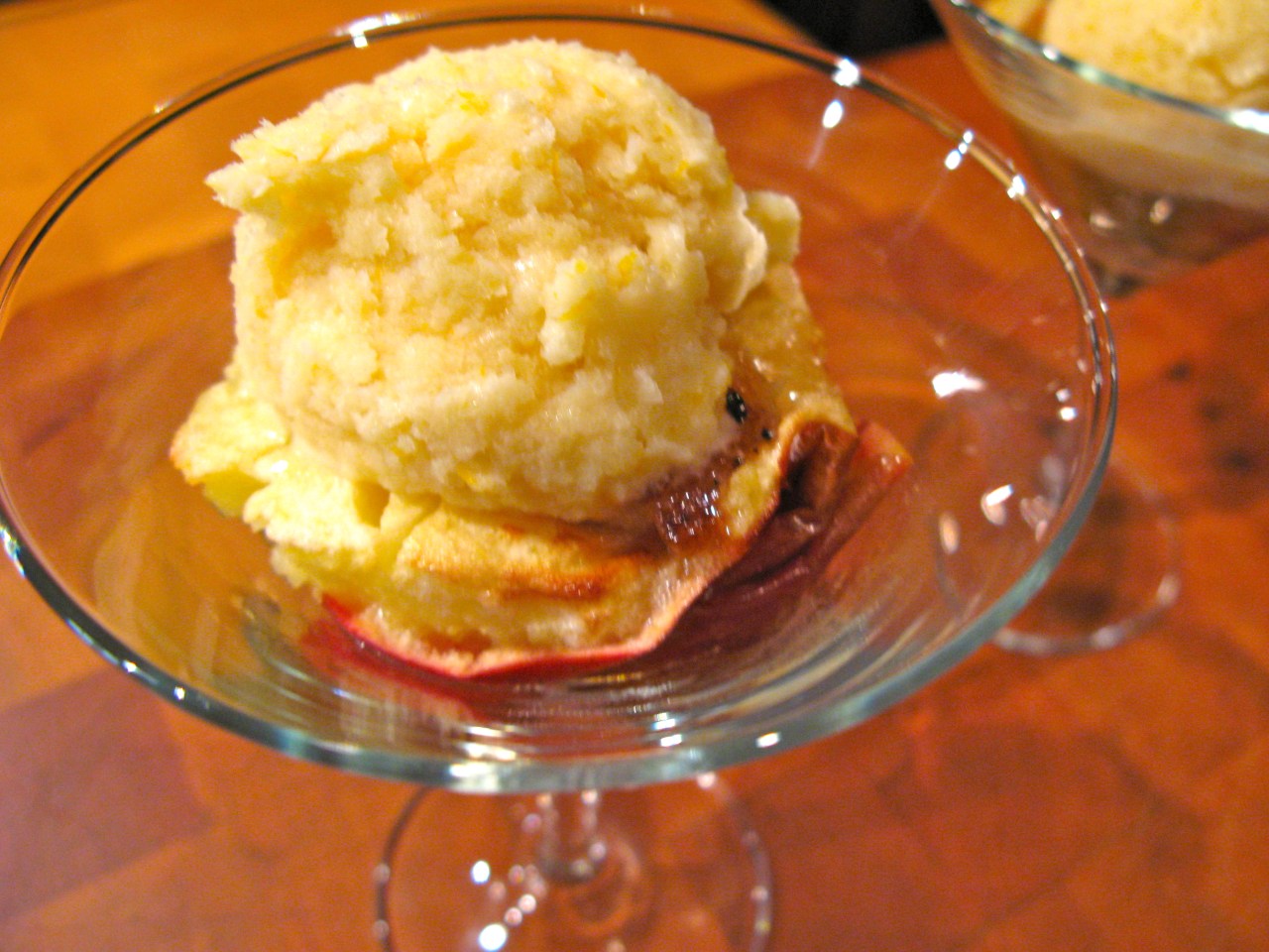 Orangensorbet auf Bratapfel