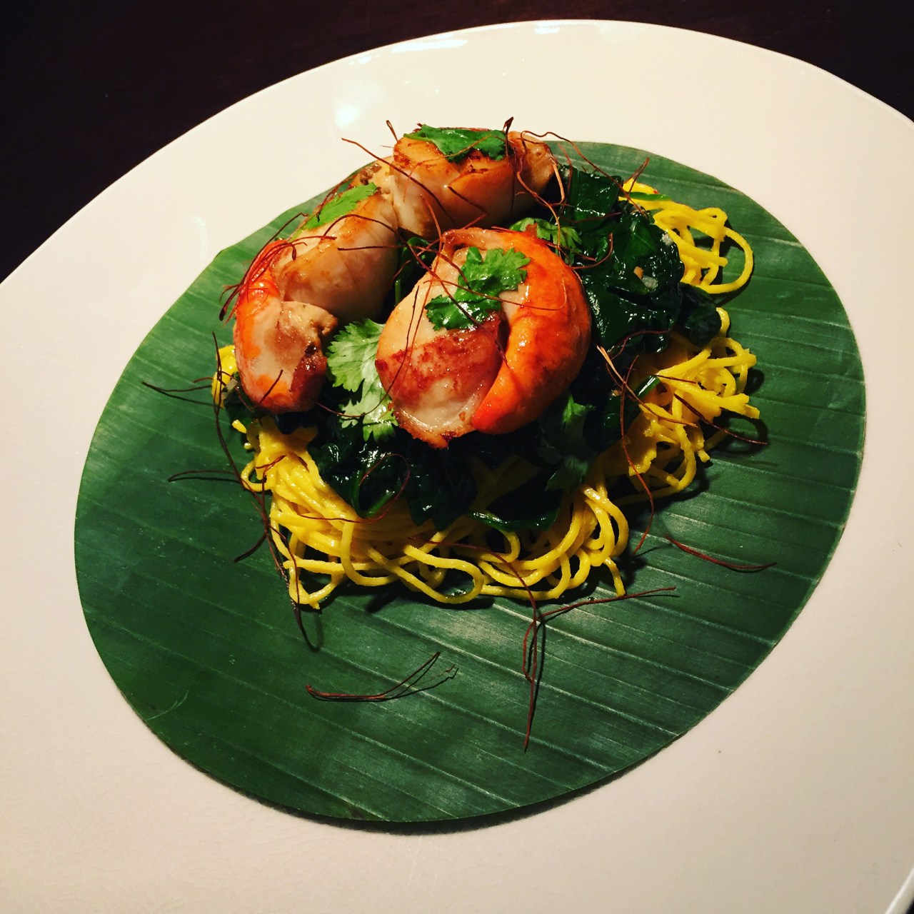 Jakobsmuscheln auf Zitronenpasta und&nbsp;Spinat